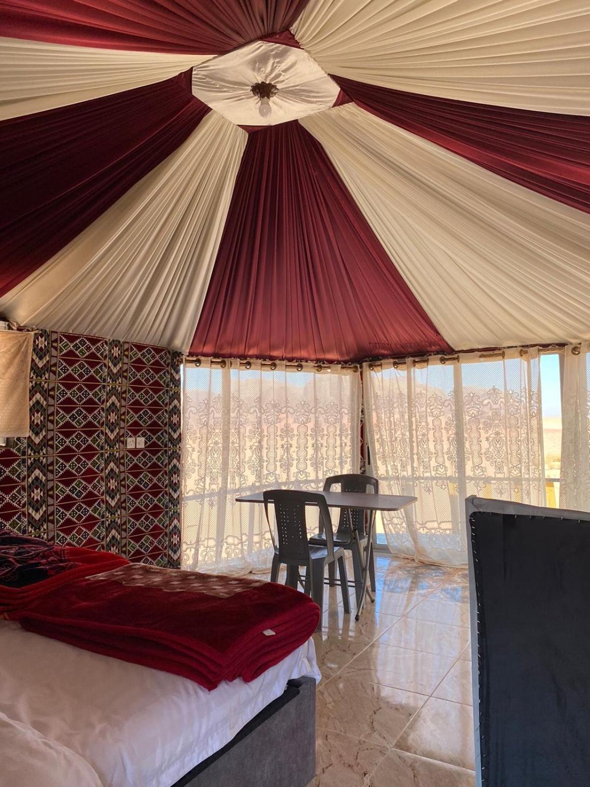 Wadi Rum Bedouin City Camp & Tours Quarto foto